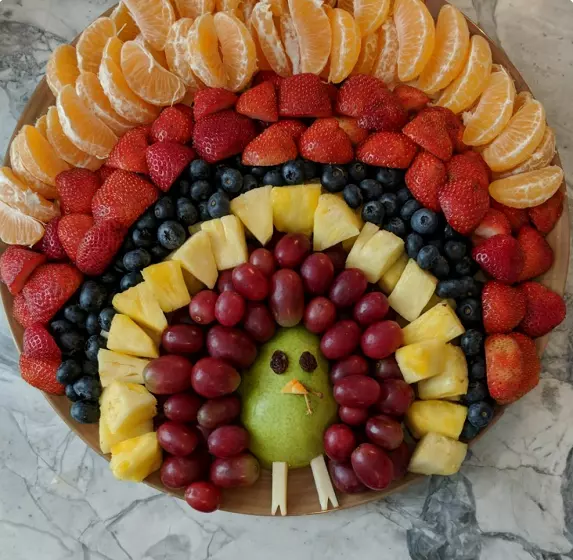 16 Turkey Fruit Tray Ideas For Thanksgiving | Munchkins Planet